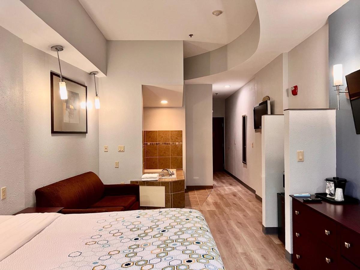Hometowne Studios & Suites Washington Bagian luar foto