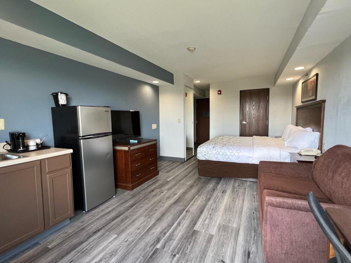 Hometowne Studios & Suites Washington Bagian luar foto