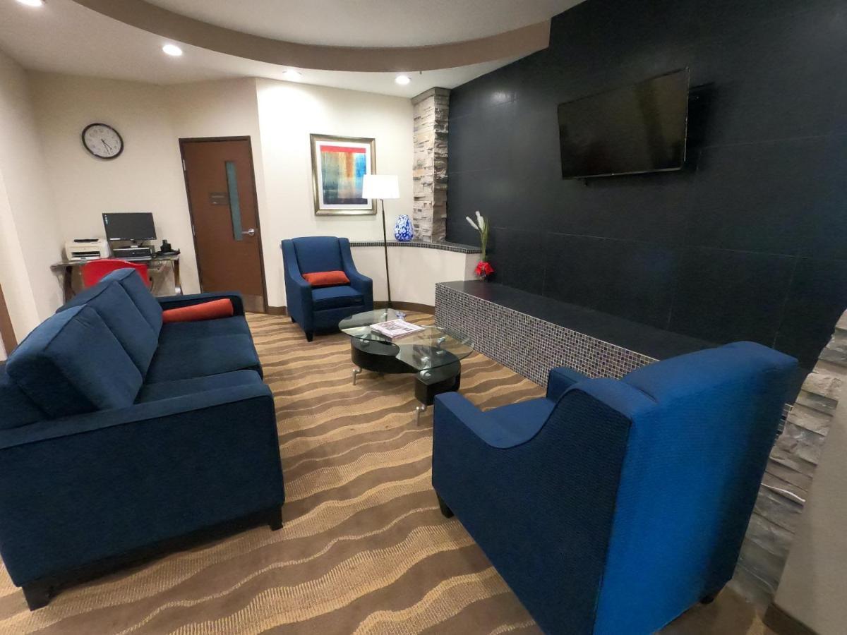 Hometowne Studios & Suites Washington Bagian luar foto